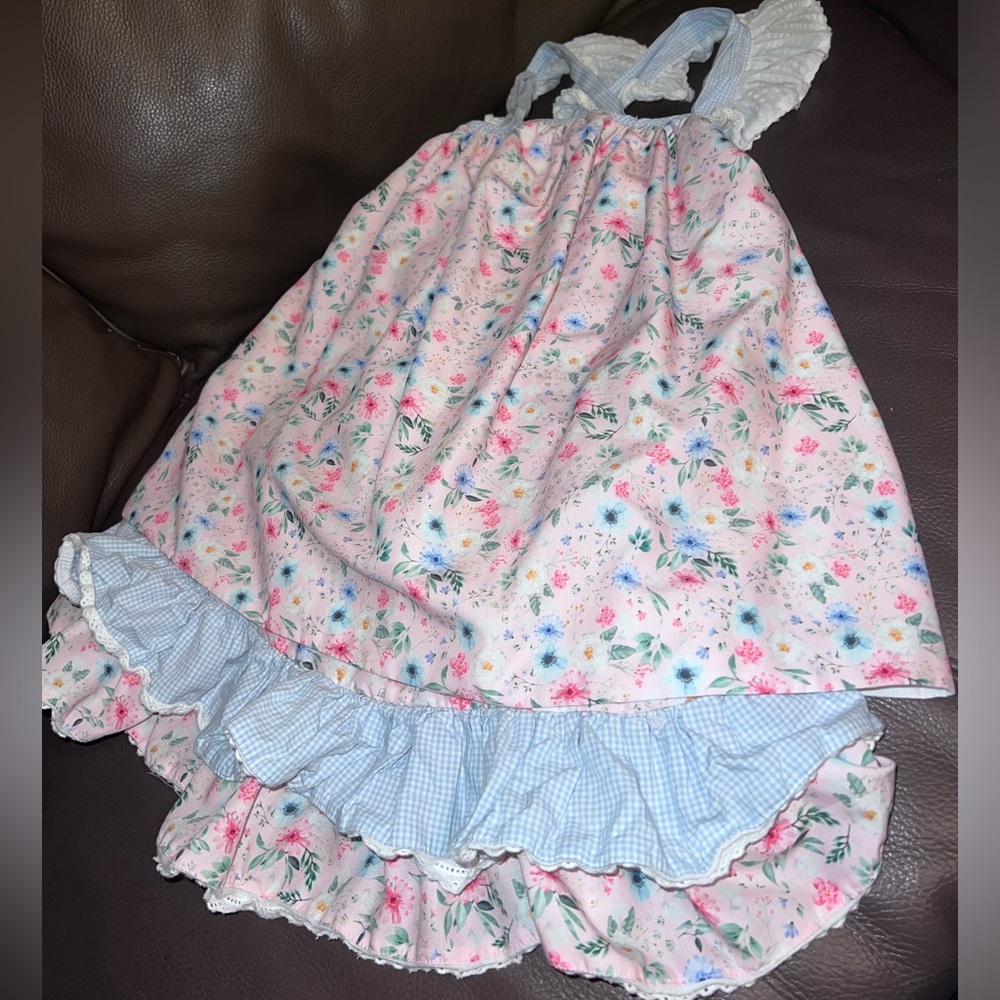 Darling little dress from sweet Larose
